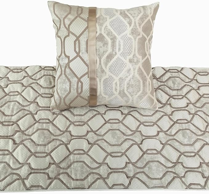 The HomeCentric King/Queen/Twin Ivory & Silver Decorative Full 68"x18" Bed - Image 3