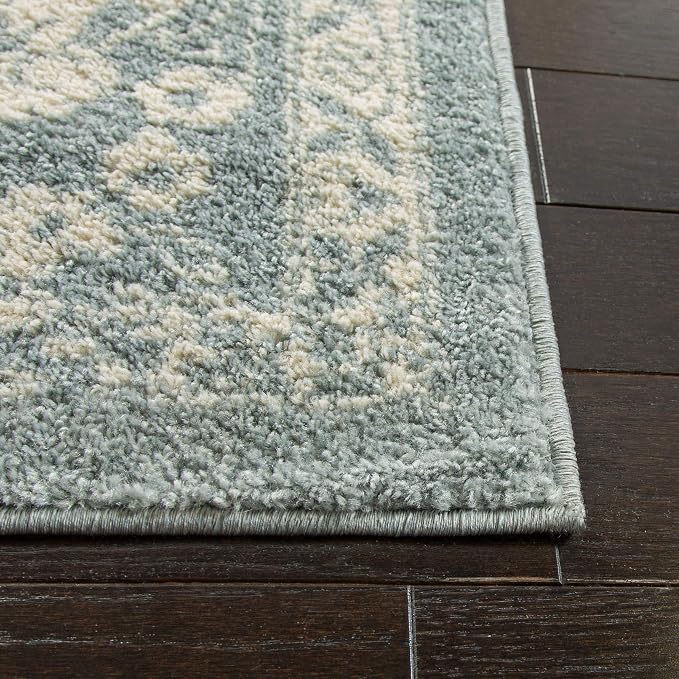 SAFAVIEH Adirondack Collection Area Rug - Image 5
